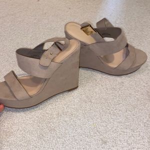 Suede taupe wedges never worn